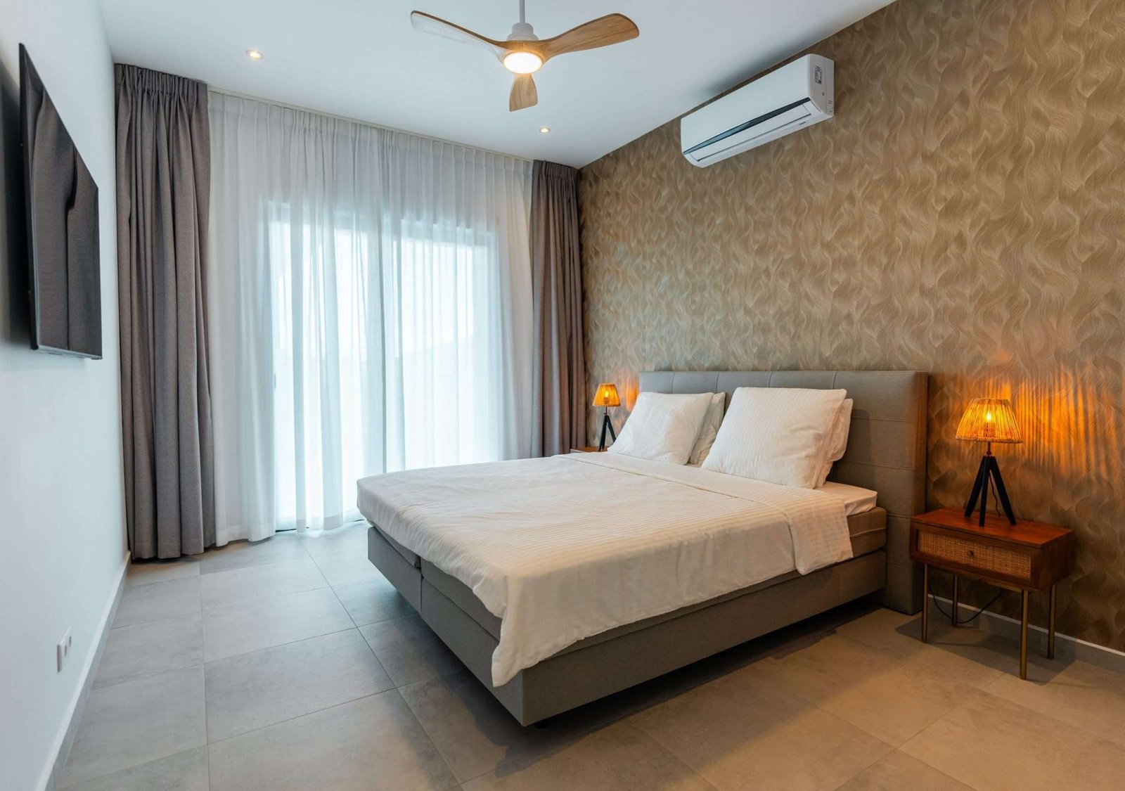 Airbnb_Bluebay_2024_Hr-34